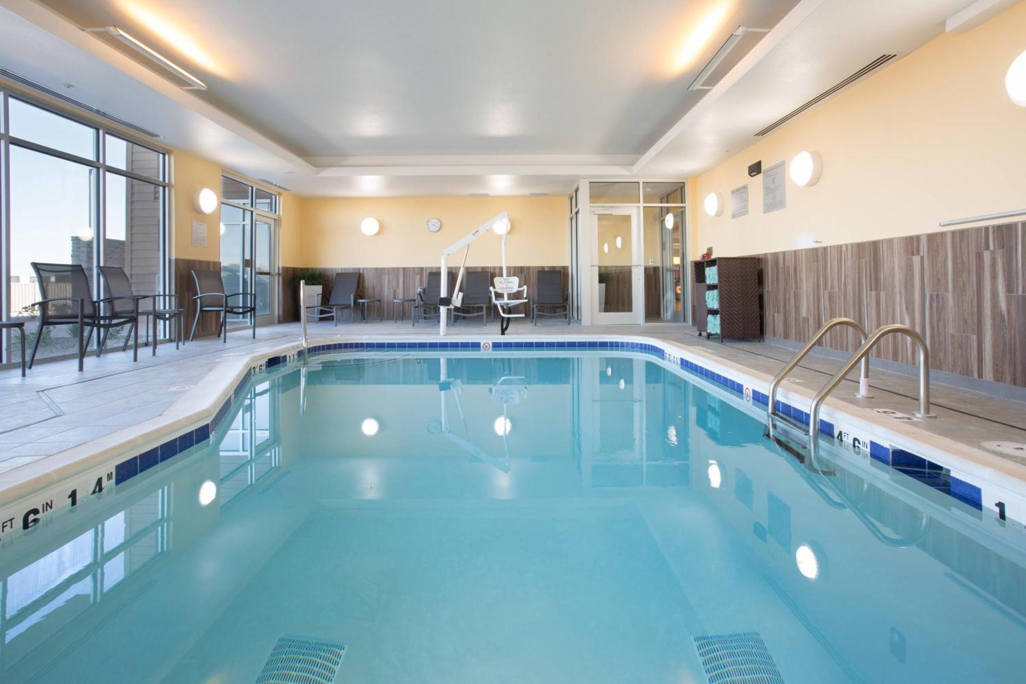 Fairfield Inn & Suites By Marriott Μπέρλινγκτον Εξωτερικό φωτογραφία